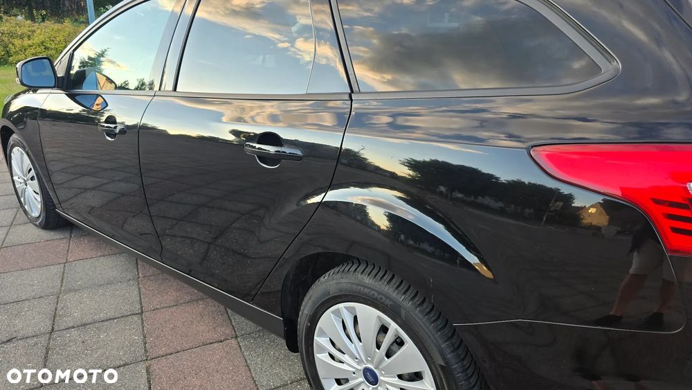Ford Focus 1.0 EcoBoost Gold X (Trend) - 6