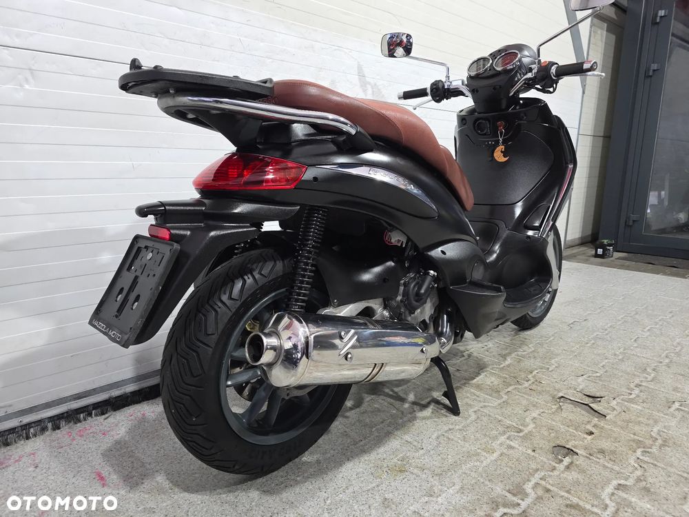 Piaggio Beverly - 18