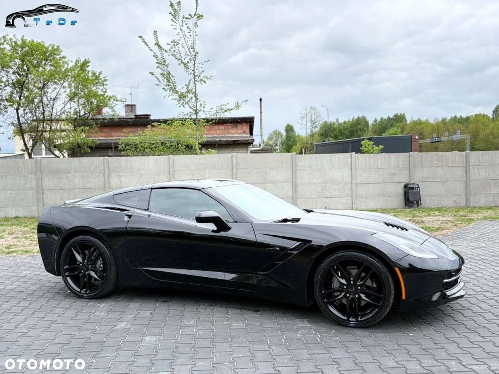 Chevrolet Corvette - 8