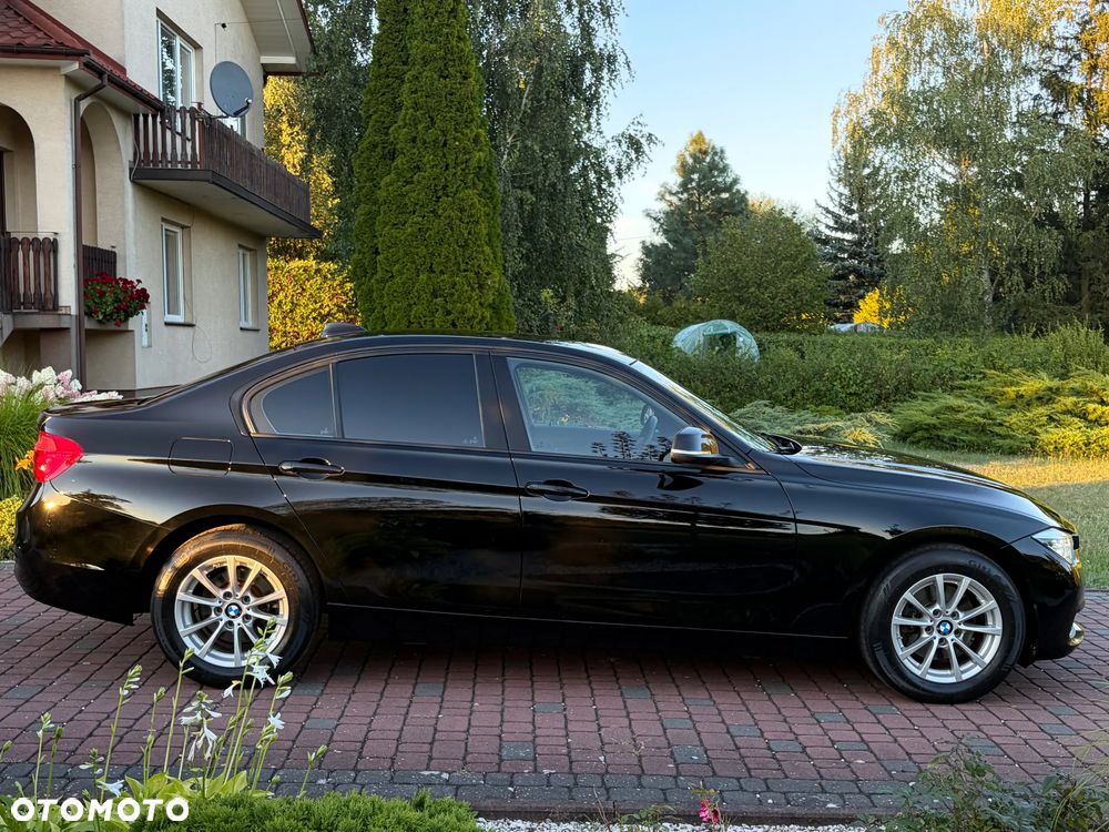 BMW Seria 3 320d - 5
