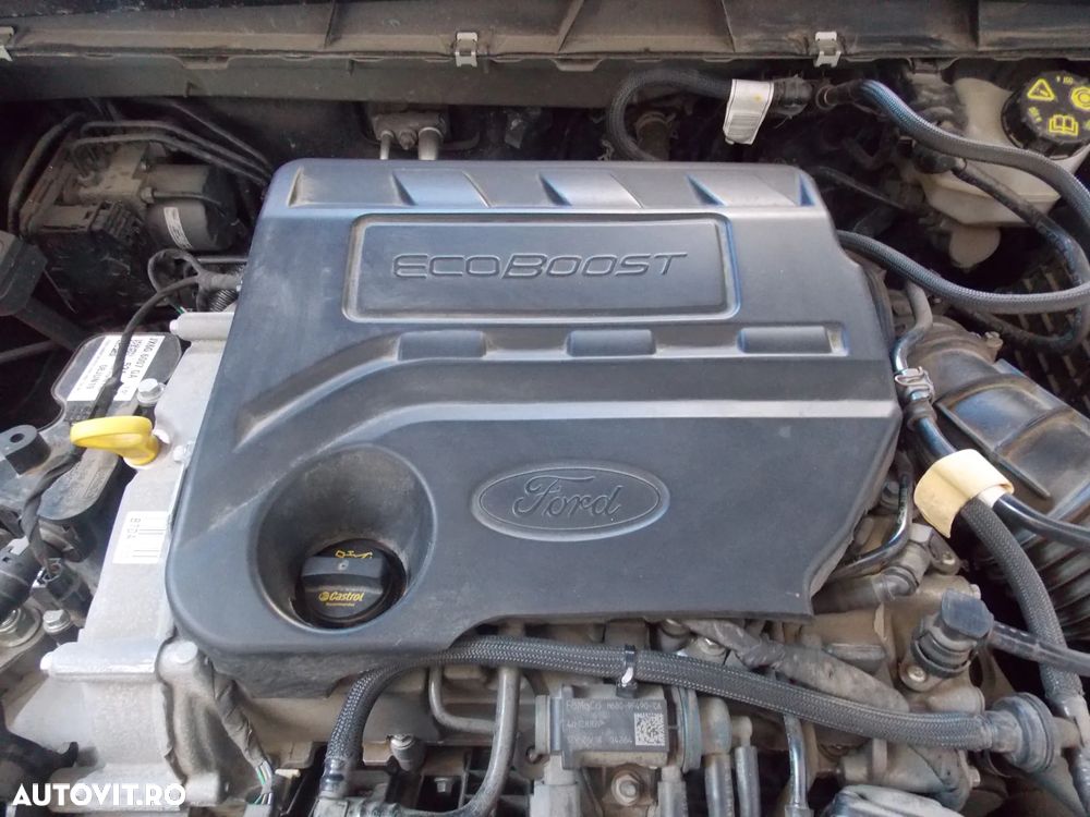 Ford Focus 1.0 EcoBoost Titanium - 10