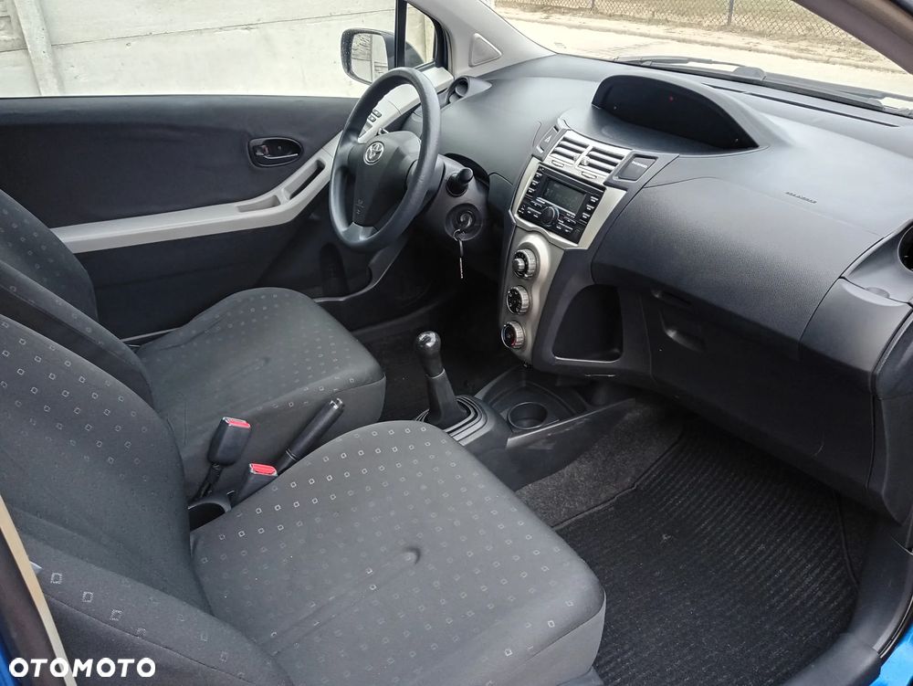 Toyota Yaris 1.0 VVT-i Sol - 16