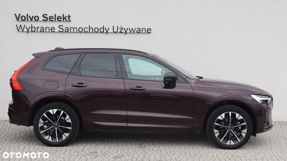 Volvo XC 60 B5 B AWD Plus Dark - 8