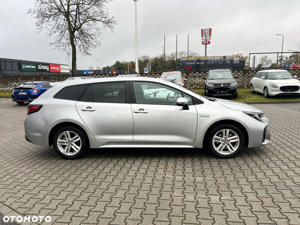 Suzuki Swace 1.8 Hybrid Premium Plus CVT - 18