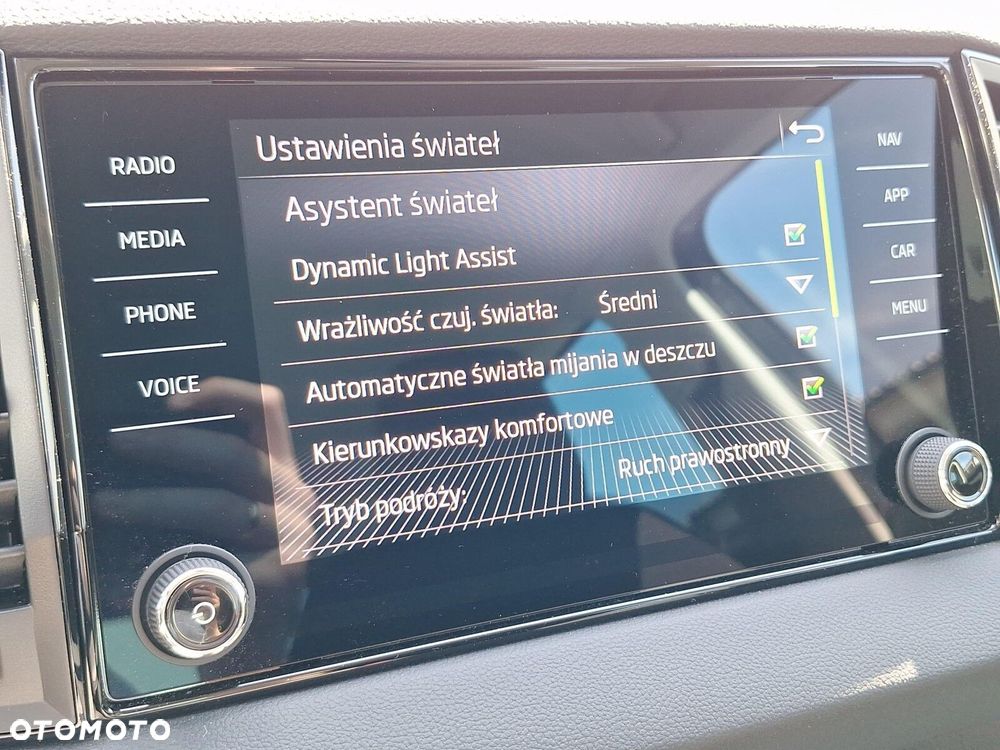 Skoda Karoq 1.5 TSI ACT Selection DSG - 21