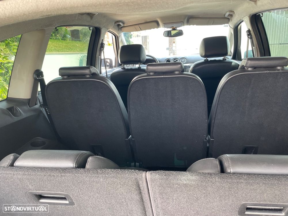 Ford S-Max 1.8 TDCi Titanium 7L - 18