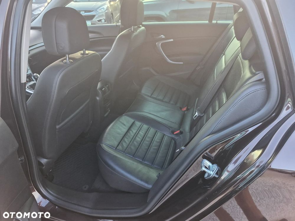 Opel Insignia - 17