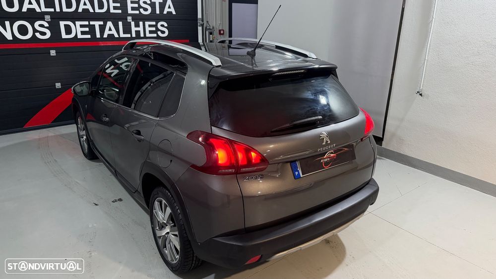 Peugeot 2008 1.2 PureTech Crossway - 11