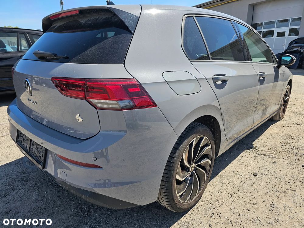 Volkswagen Golf - 15