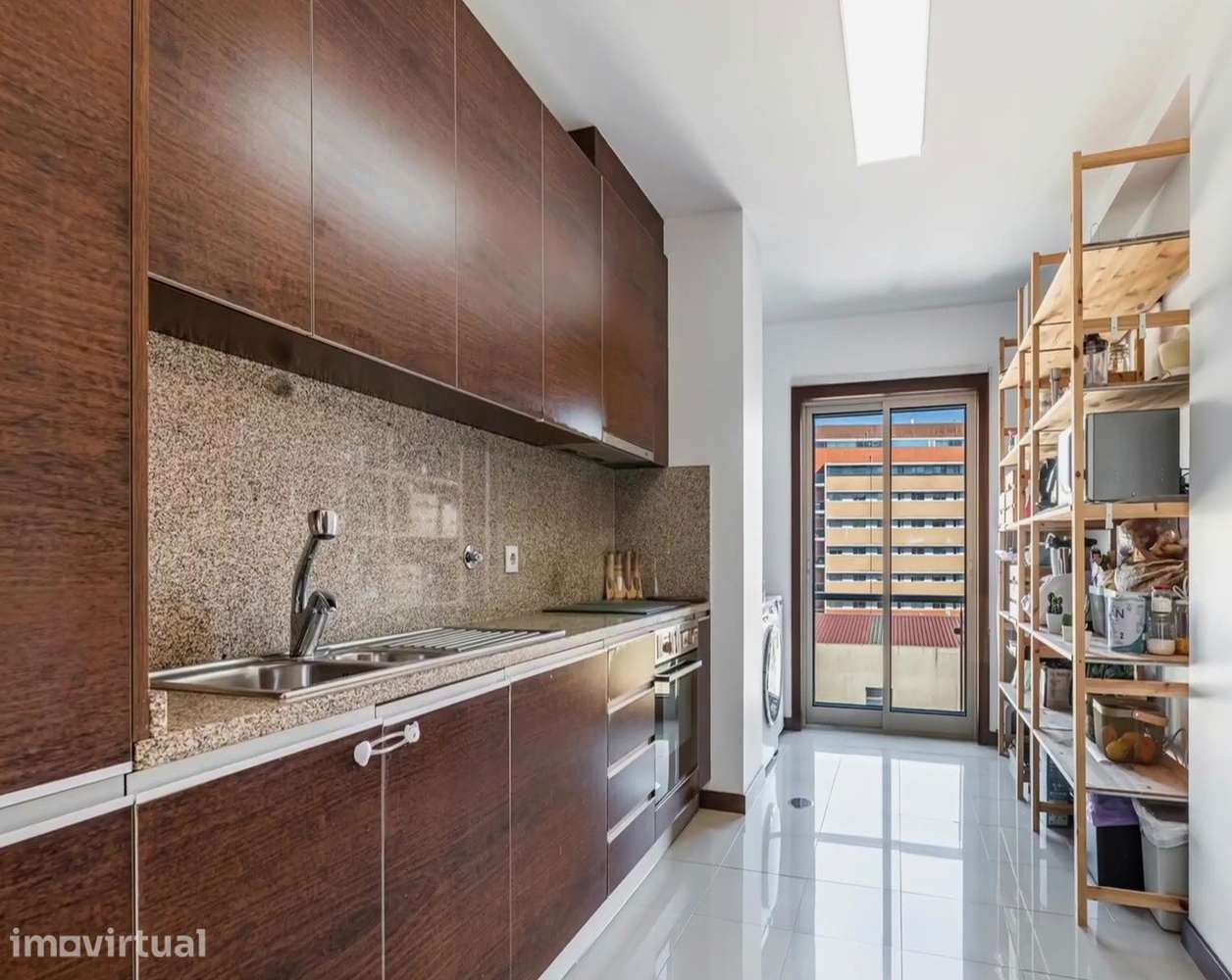 Apartamento T2 com varanda em Paranhos, Porto - Grande imagem: 4/13