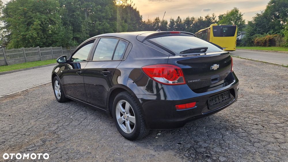 Chevrolet Cruze 1.6 LT - 5