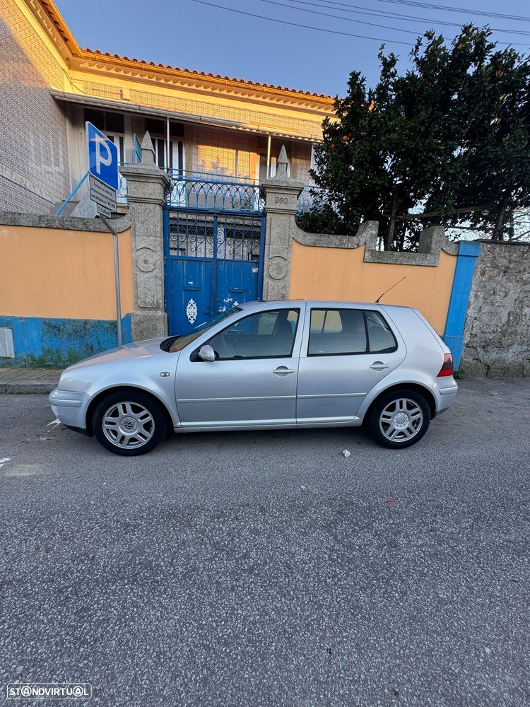 VW Golf - 1