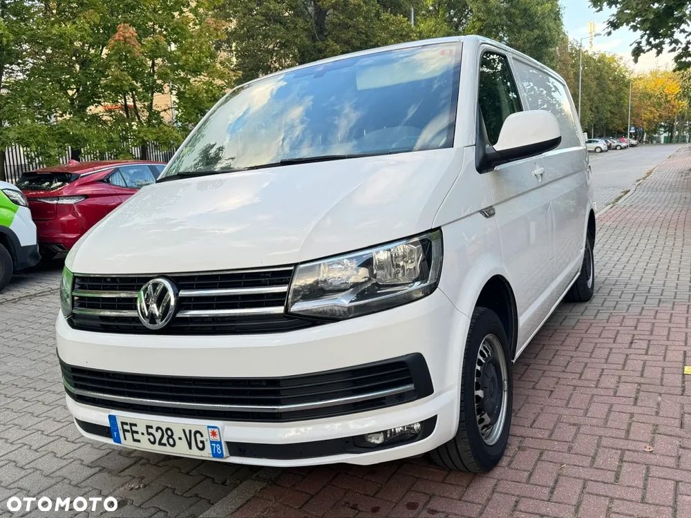 Volkswagen Transporter - 2