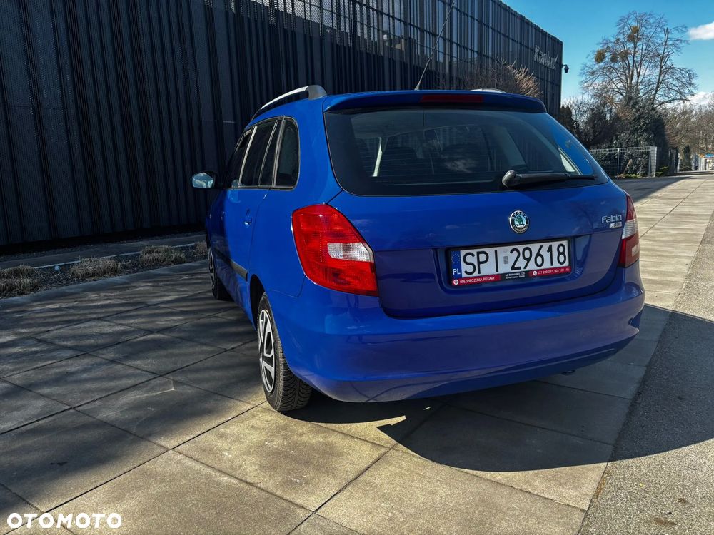 Skoda Fabia - 11
