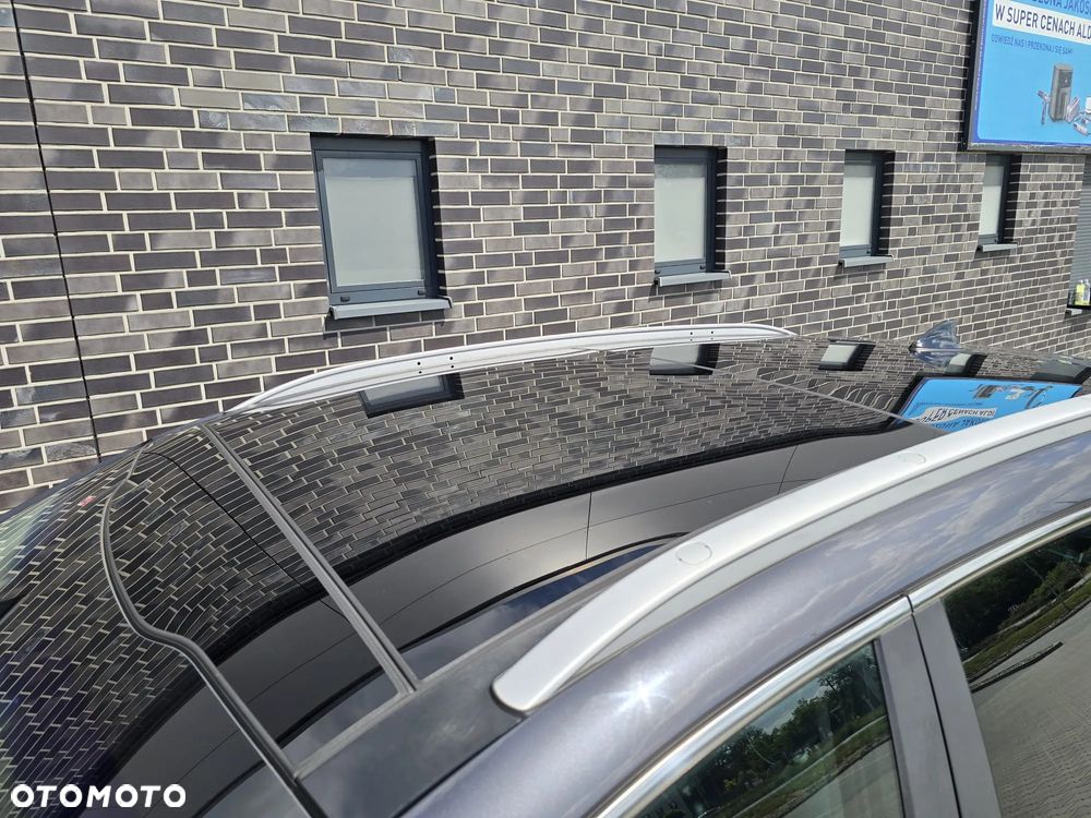 Kia Sportage 1.7 CRDI 2WD Dream-Team Edition - 38