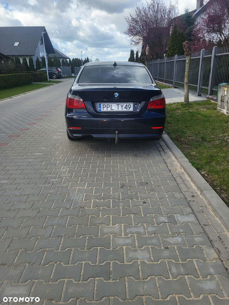 BMW Seria 5 520d - 2