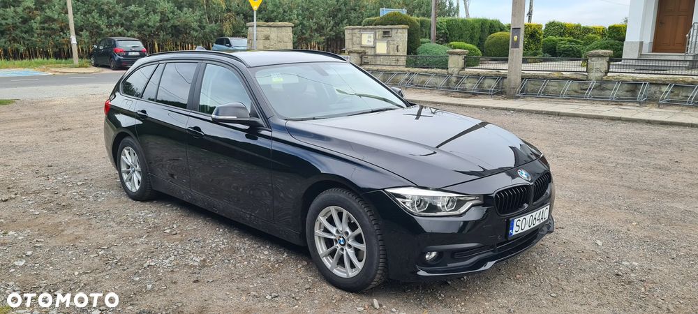 BMW Seria 3 318d - 17