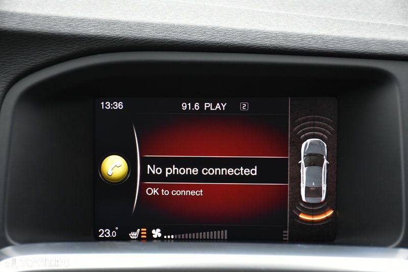 Volvo S60 T5 AWD Momentum - 9