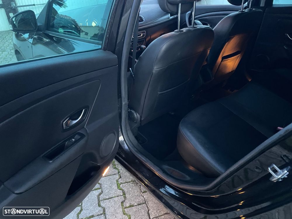 Renault Mégane Sport Tourer 1.5 dCi Dynamique - 19