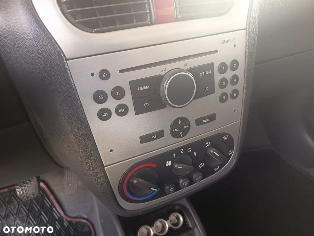 Opel Combo Tour - 24