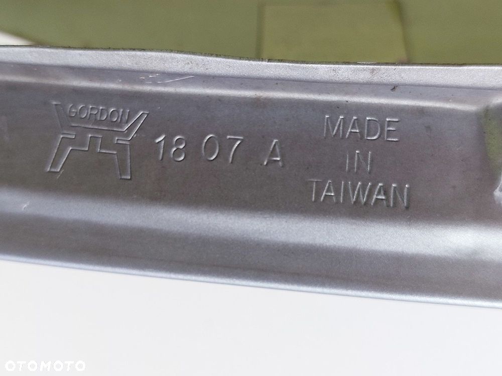 Błotnik przedni LEWY TOYOTA COROLLA E120 01-04 PRZED LIFT HATCHBACK - 8
