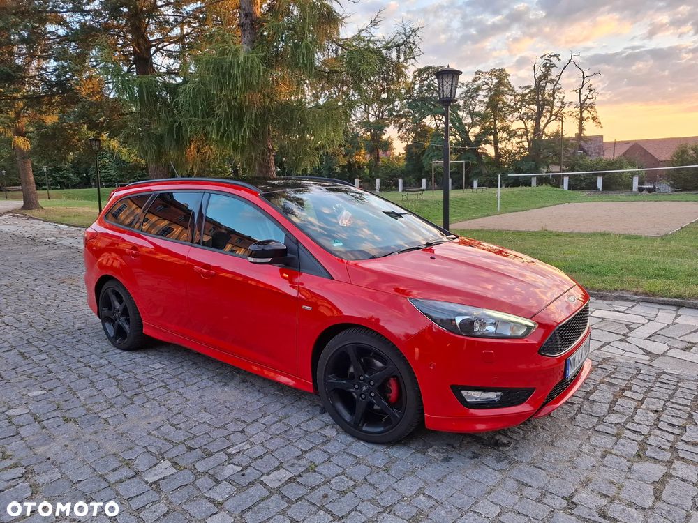 Ford Focus 1.5 EcoBoost ST-Line Red ASS - 3