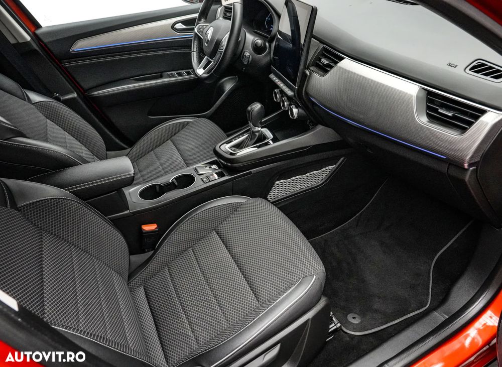 Renault Arkana E-TECH 145 R.S.LINE - 12