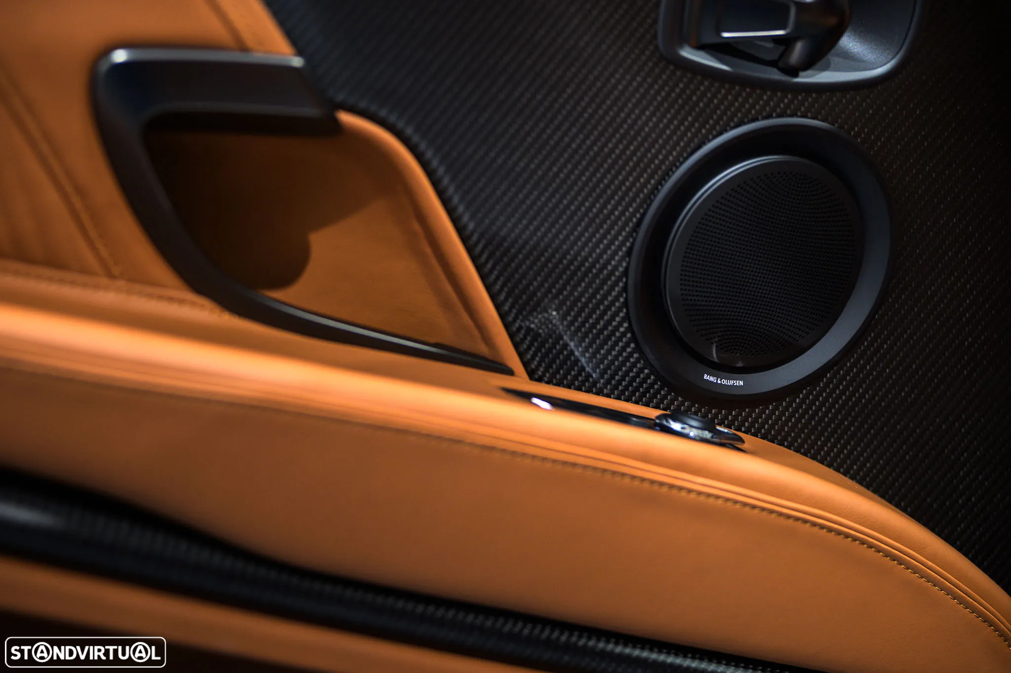 Aston Martin DBS Coupe 770 Ultimate - 40