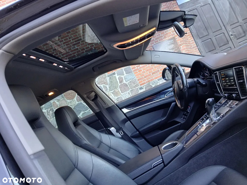 Porsche Panamera - 20