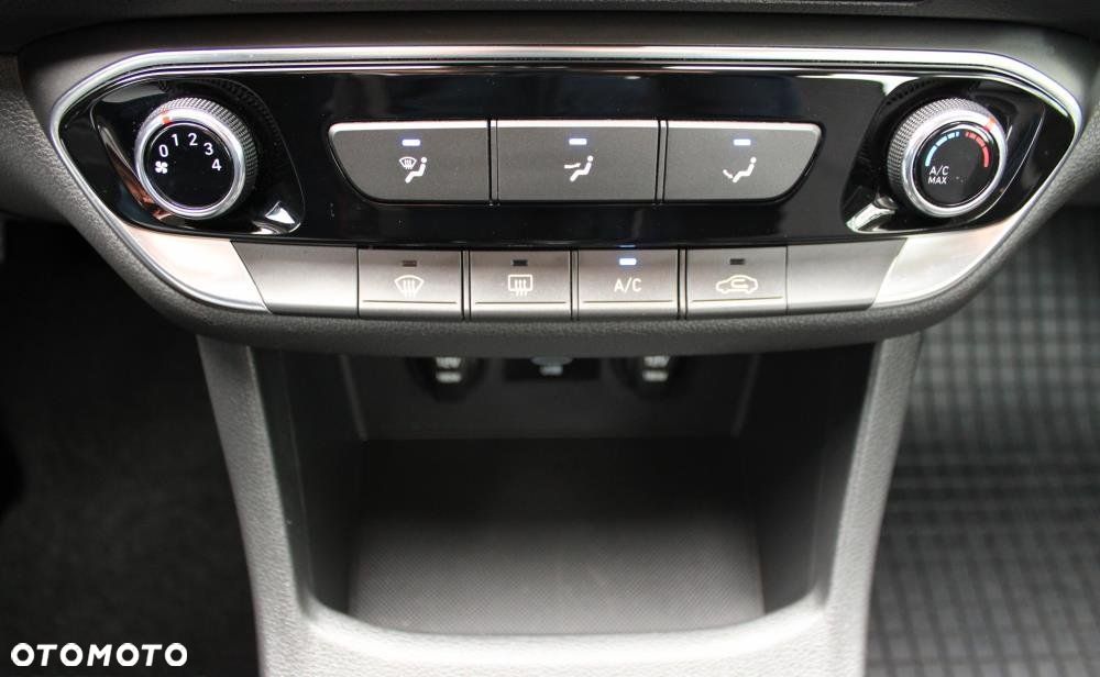 Hyundai i30 - 18
