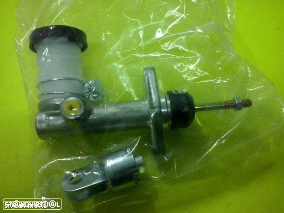 bomba principal de embraiagem Mitsubishi L200 K14 K34 K64 K74 Até 1999 - 1