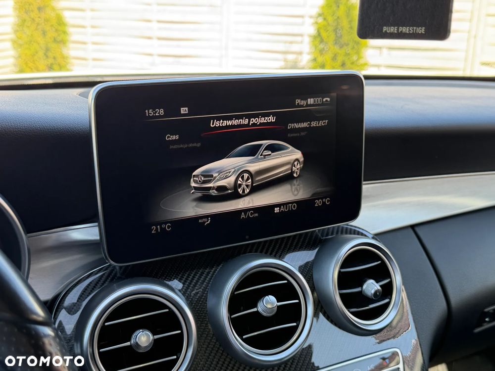 Mercedes-Benz Klasa C 220 d 4-Matic 9G-TRONIC - 14
