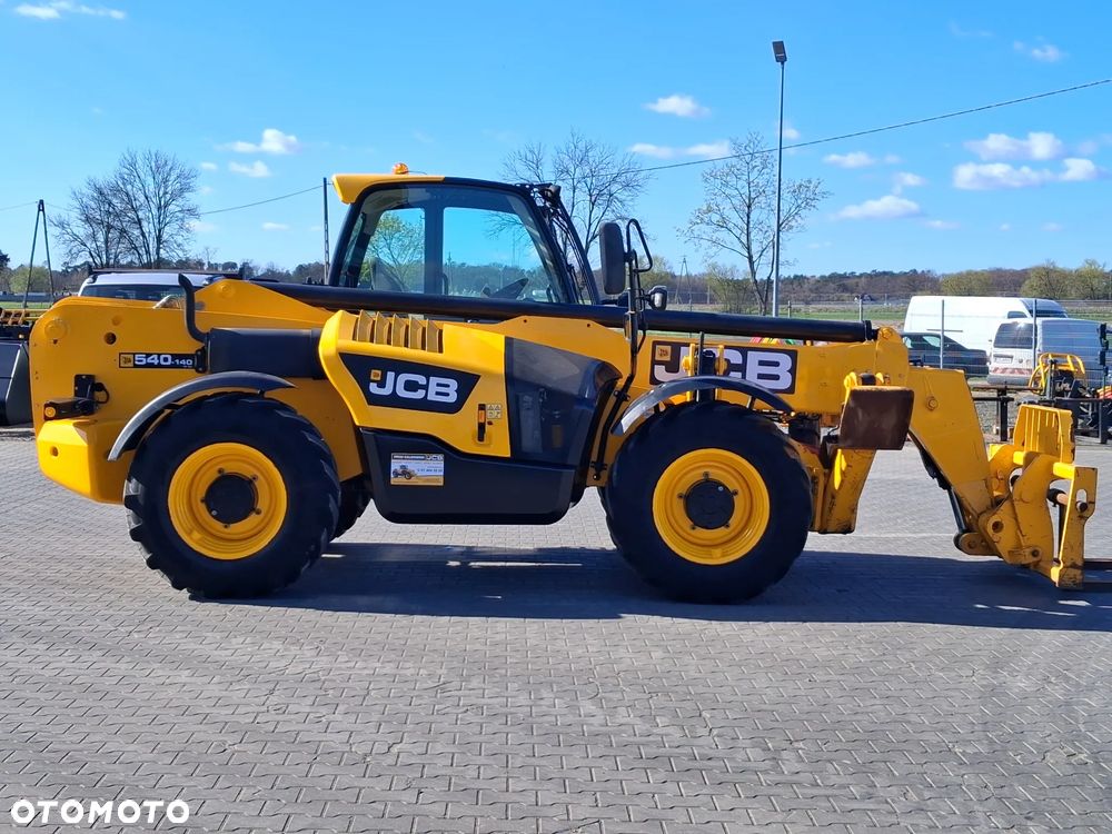 JCB 540 - 140 Hi Viz - 5