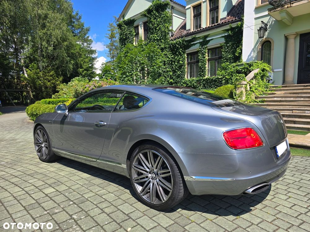 Bentley Continental GT - 12