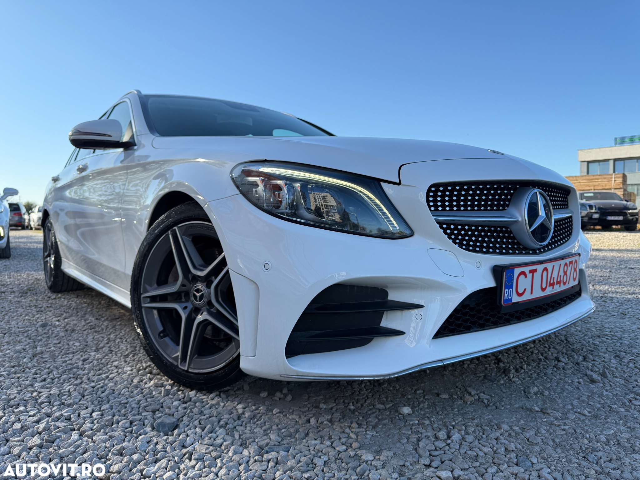 Mercedes-Benz C 220 d T 9G-TRONIC AMG Line - 2