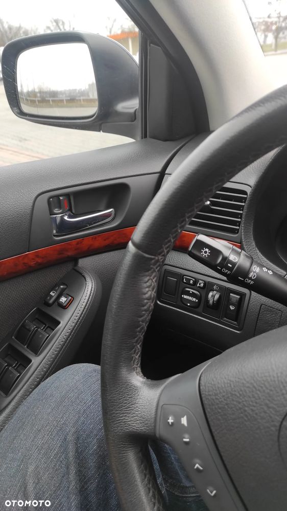 Toyota Avensis 2.0 VVT-i Travel - 2