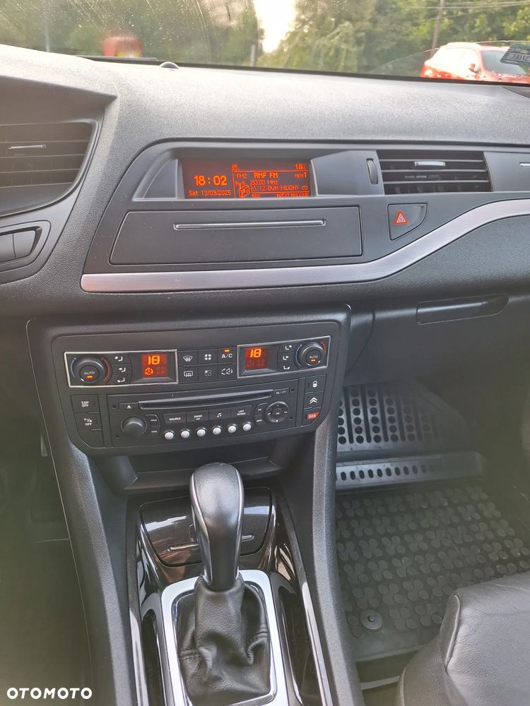 Citroën C5 Tourer HDi 165 FAP Exclusive - 16
