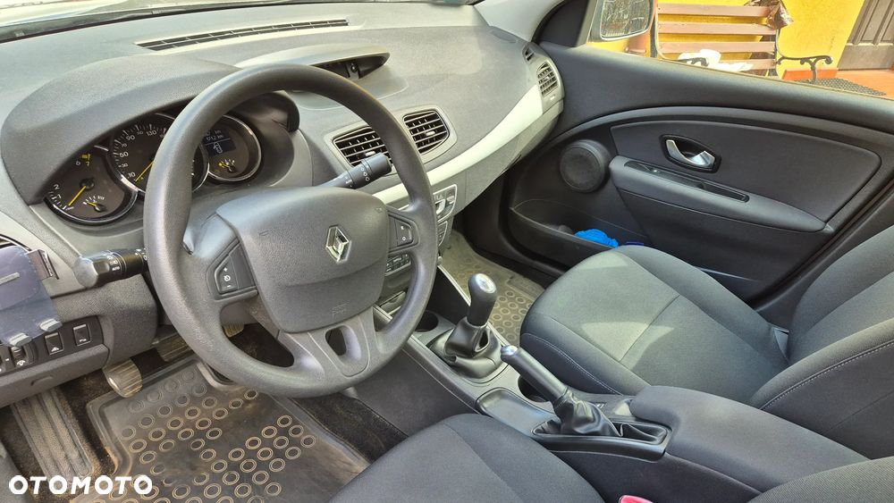 Renault Fluence 1.6 16V Expression Euro5 - 10