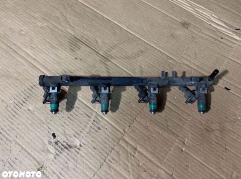 8200601367 Wtrysk listwa wtryskowa Renault laguna 2 II lift