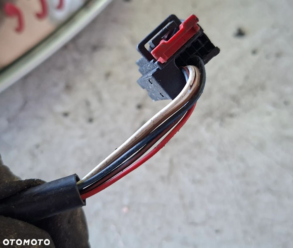 AUDI A6 C6 06r LUSTERKO LEWE EU - 4