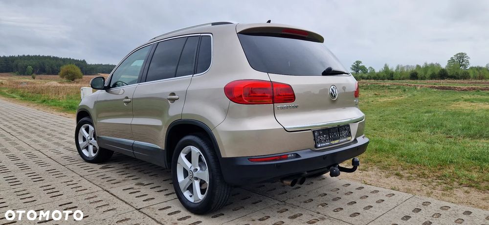 Volkswagen Tiguan 2.0 TDI DPF 4Motion BlueMotion Technology Exclusive - 15