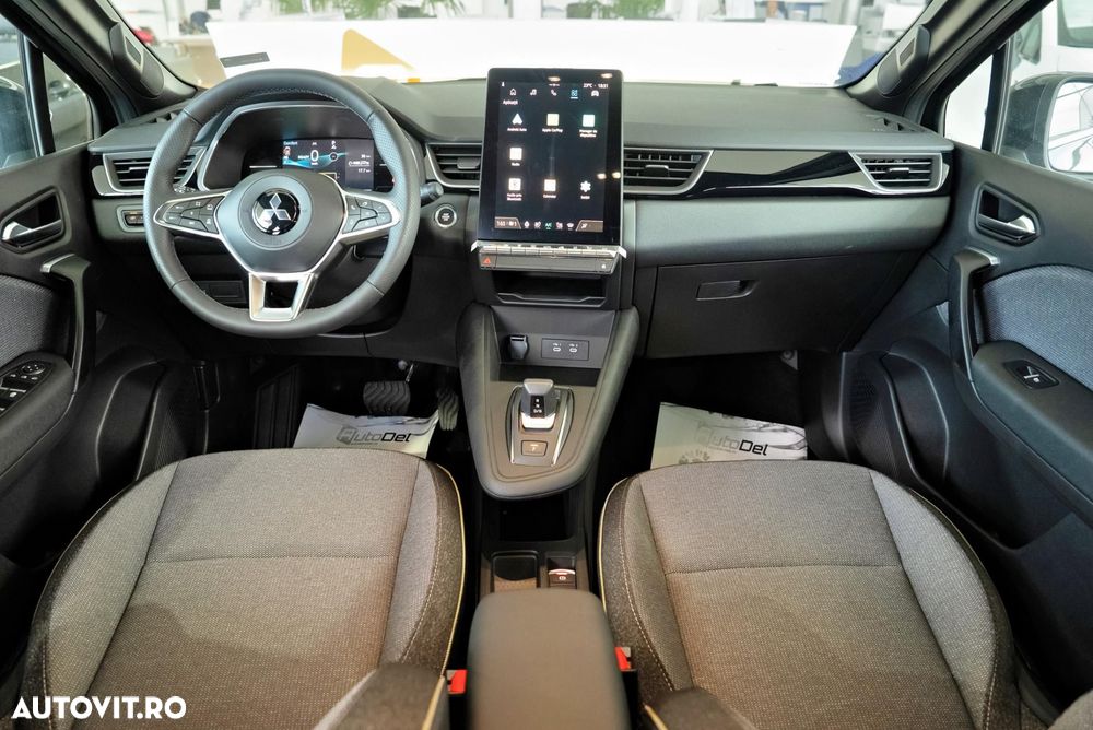 Mitsubishi Grandis - 8