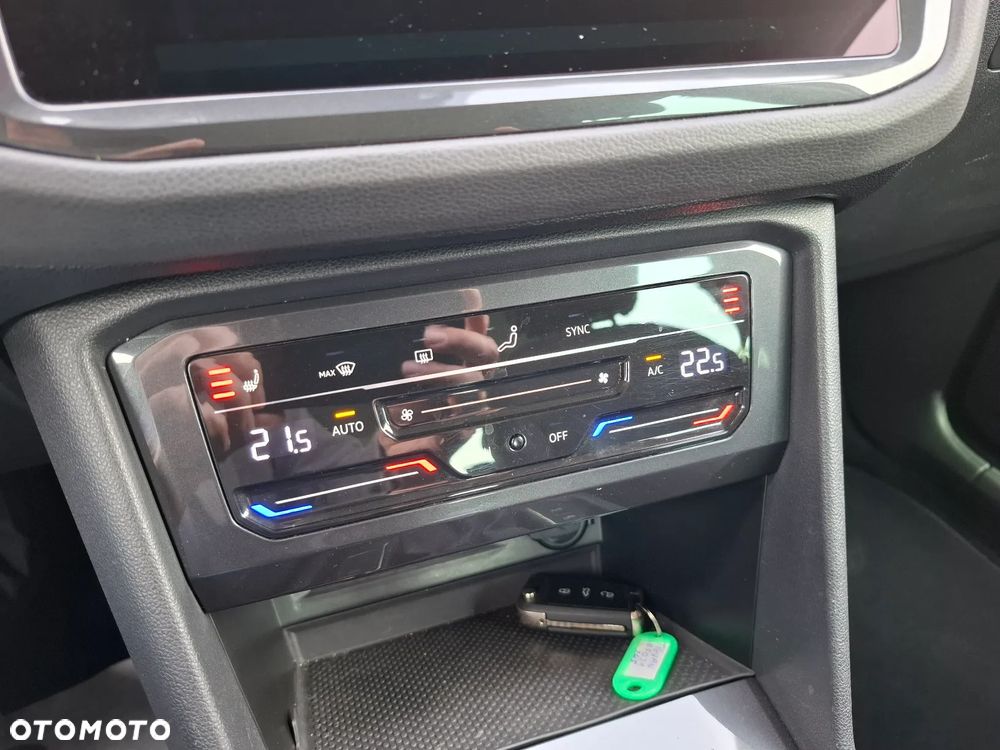 Volkswagen Tiguan 1.4 eHybrid OPF DSG Elegance - 36