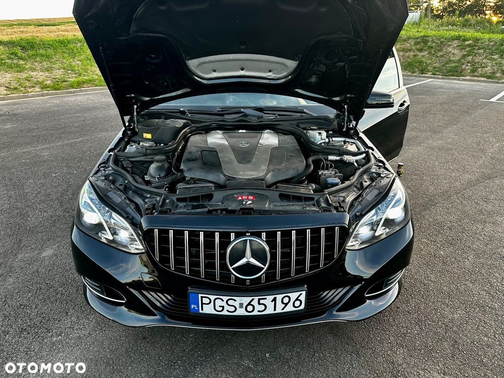 Mercedes-Benz Klasa E 300 BlueTEC 7G-TRONIC - 30