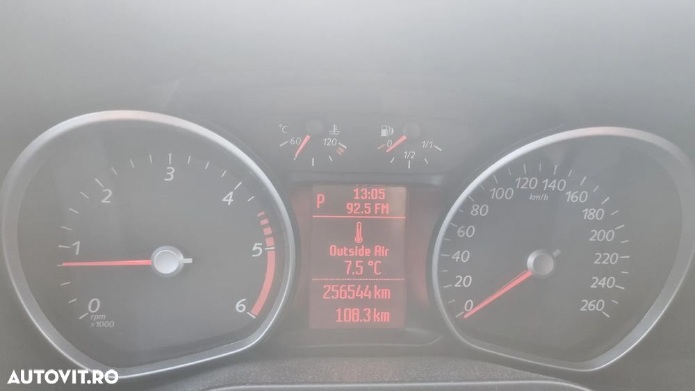 Ford S-Max 2.0 TDCi Powershift Titanium - 8