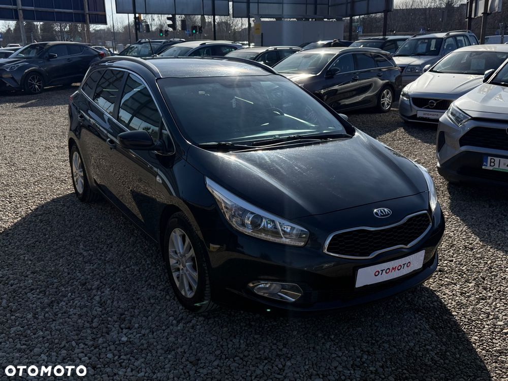 Kia Ceed 1.6 GDI DCT Vision - 2