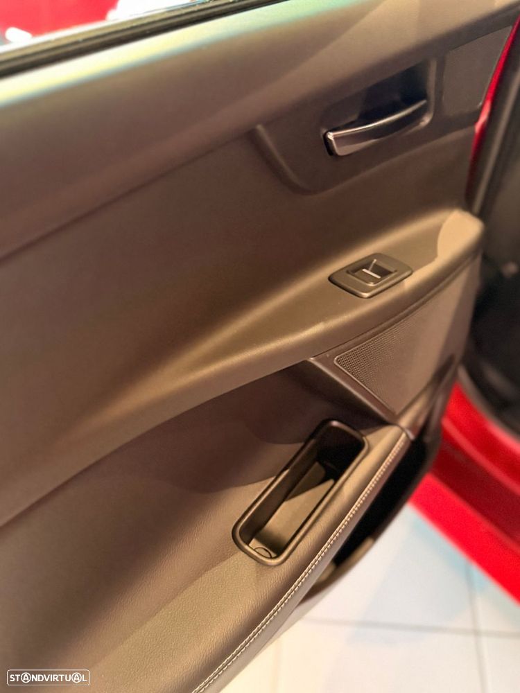 Jaguar XE 2.0 D R-Sport Aut. - 51