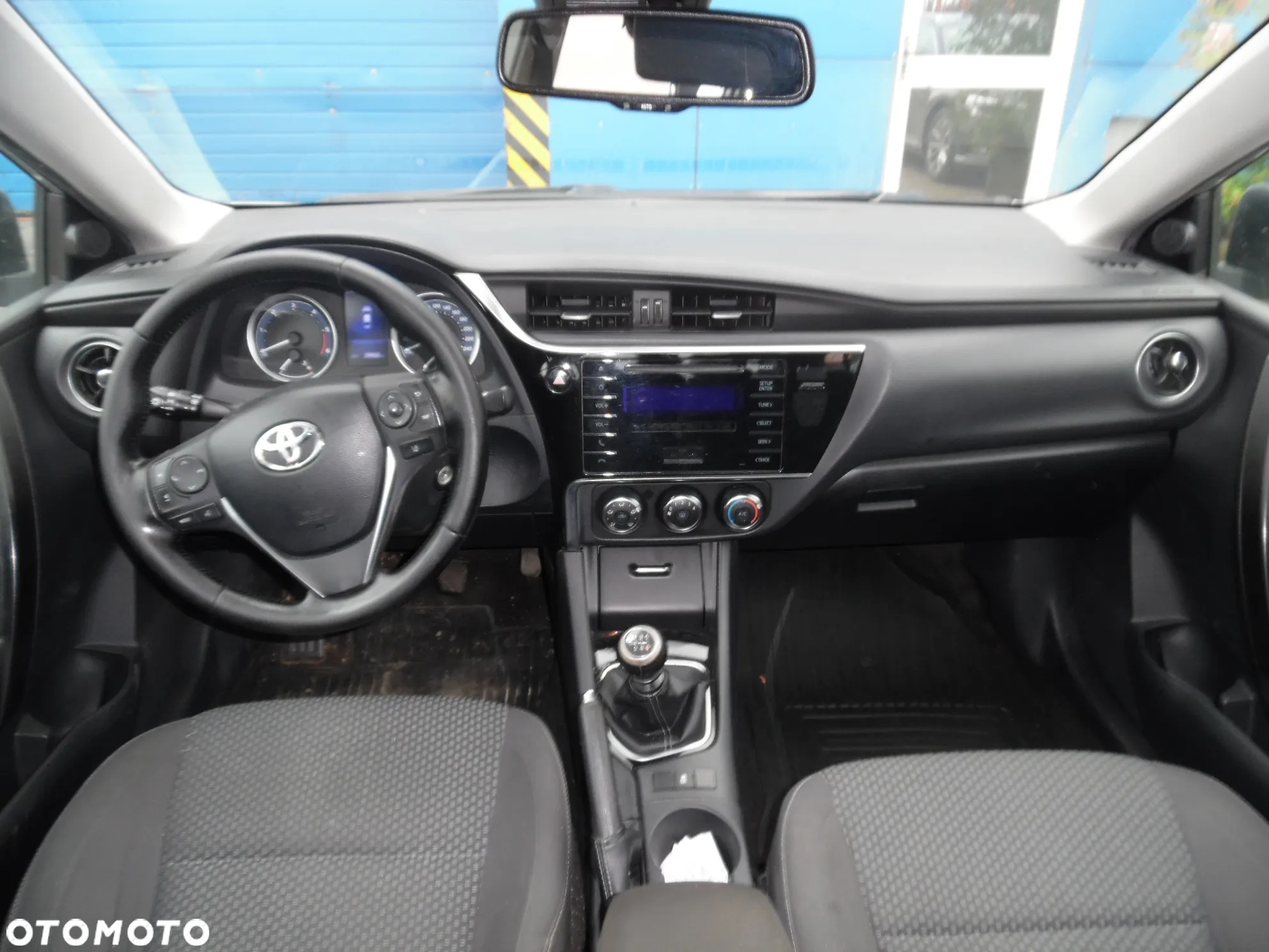 Toyota Corolla 1.4 D-4D Premium - 12