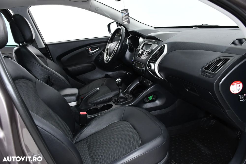 Hyundai ix35 1.7 CRDI 2WD Comfort - 12