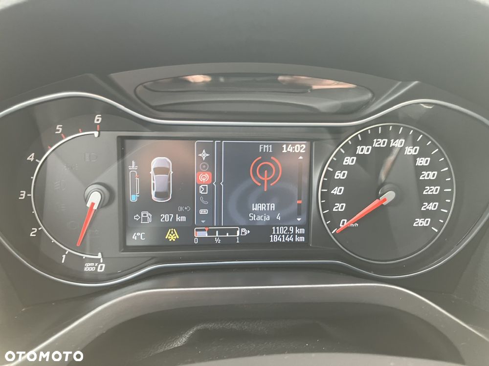 Ford S-Max 2.0 TDCi DPF Titanium - 29